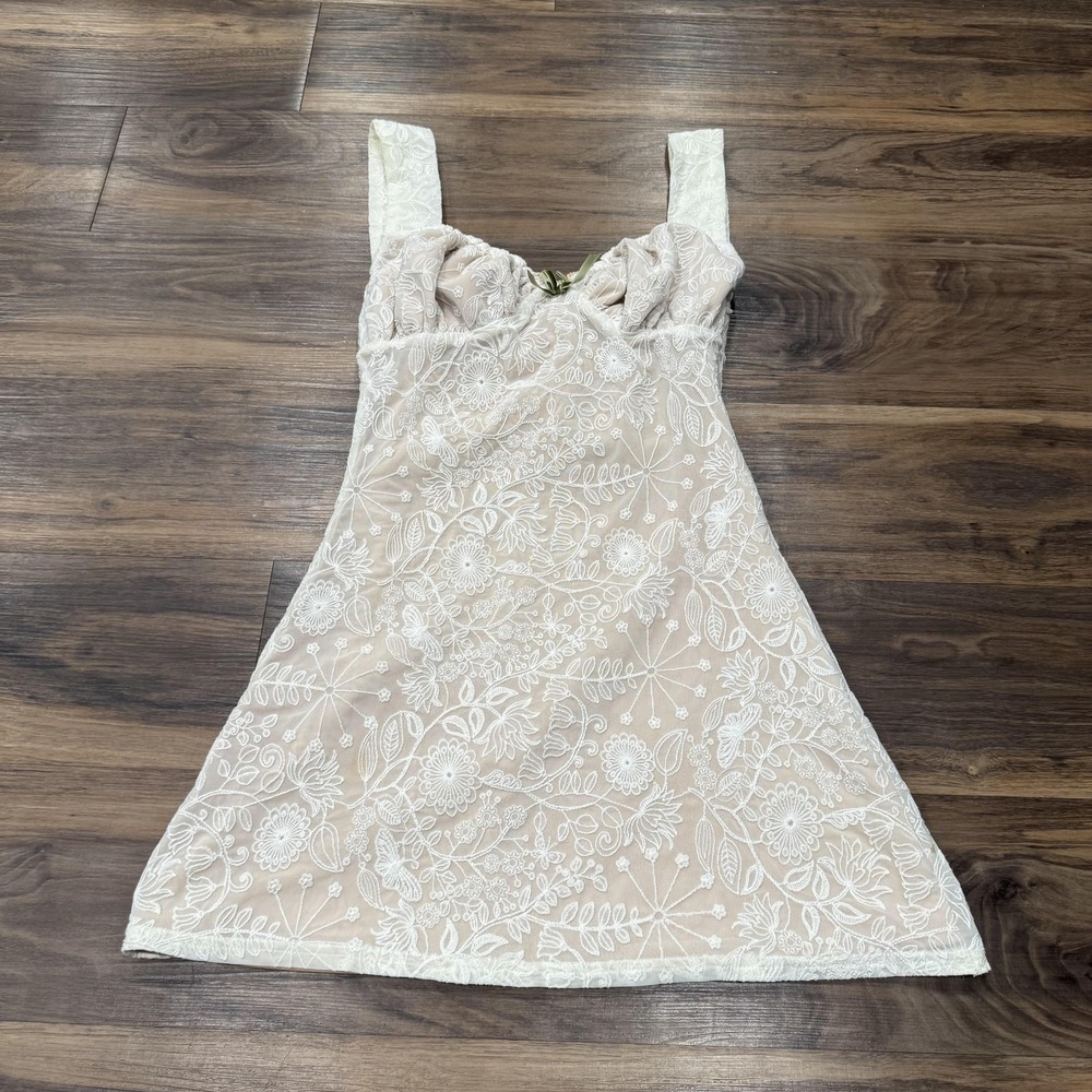 With Jéan Cher Dress Womens XS White Floral Lace Embroidered Mini Boho Sundress